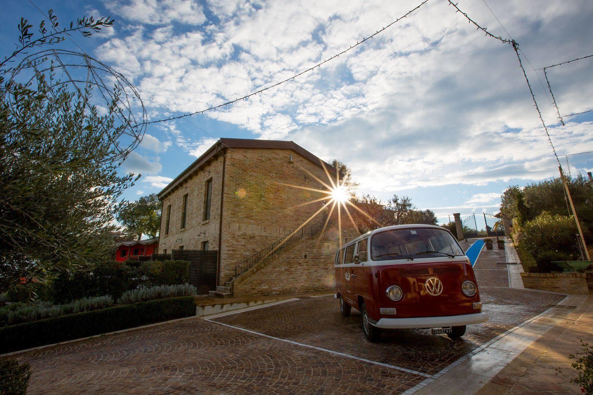 Agriturismo Il Sapore Della Luna Monteprandone Exteriör bild